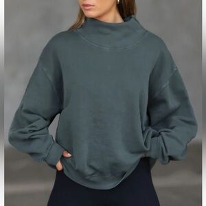 Joah Brown TURTLENECK SWEATSHIRT size S/M